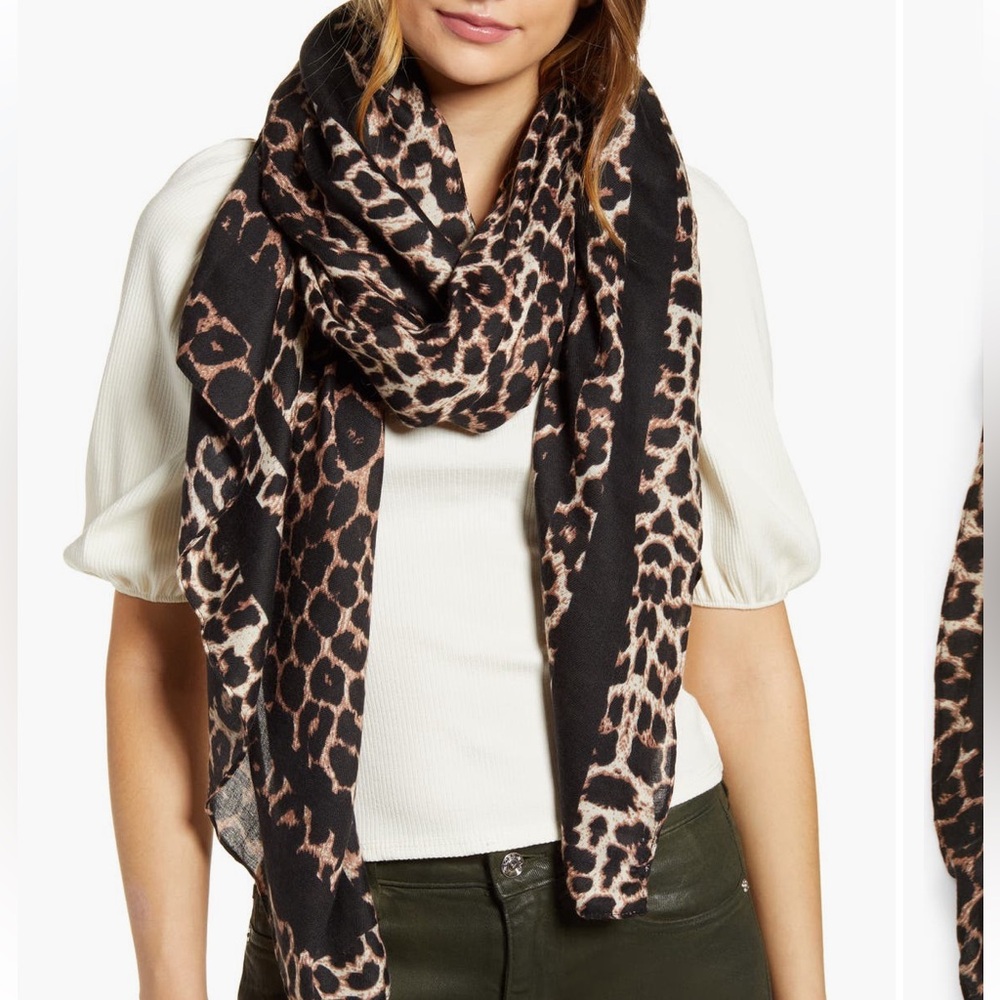Cheetah Print Large Scarf